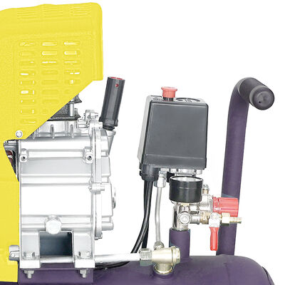 2KW Direct Drive Air Compressor With 220L/min Exhaust And 40 Liter Tank For Professional Use